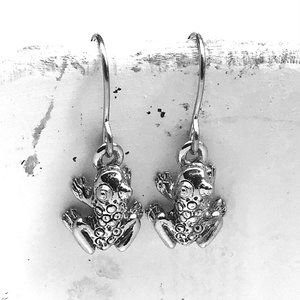 Miniature Tiny Frog Amphibian Animal Lover Charm Earrings